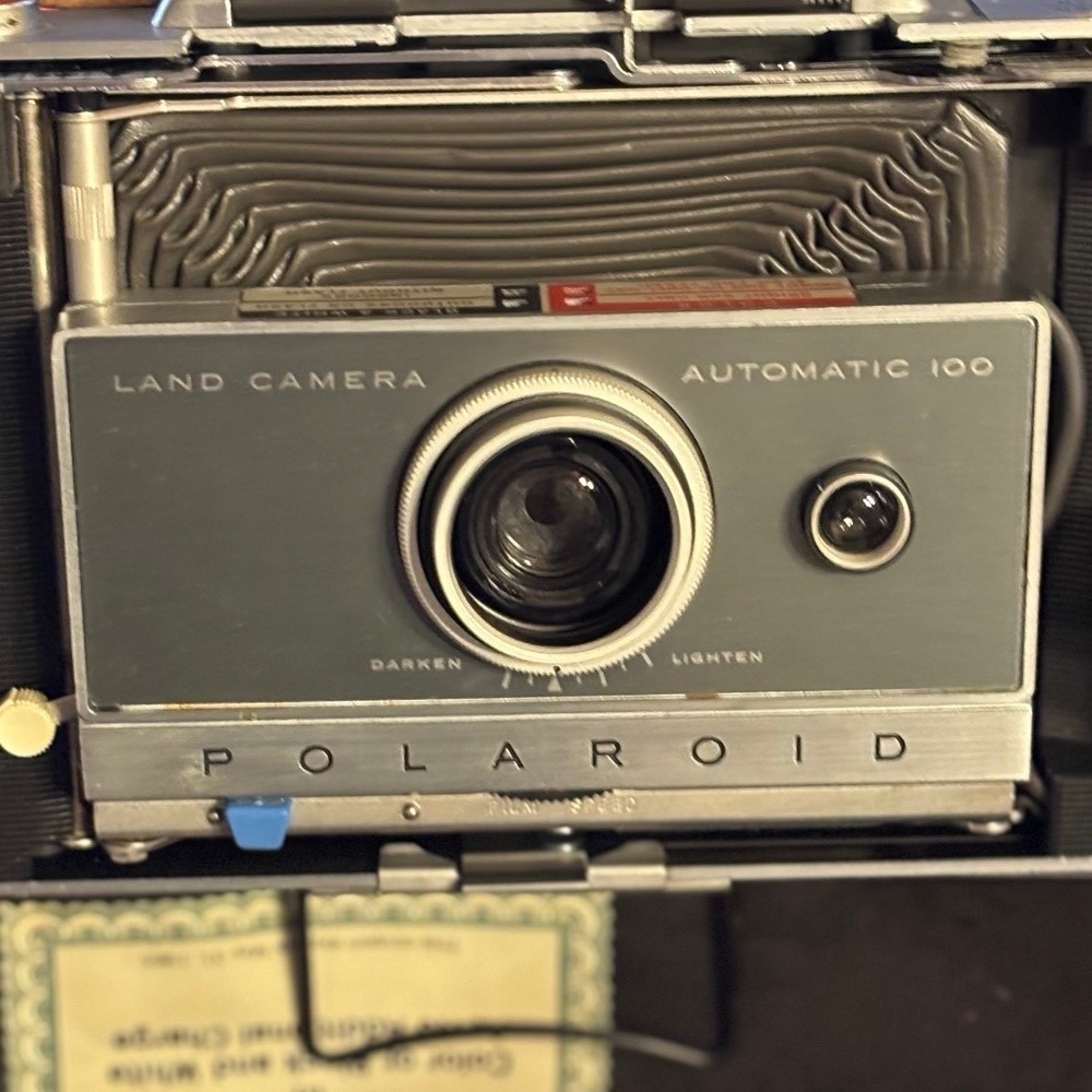 Polaroid Land Camera‎ Automatic 100 Vintage Instant Film Camera flash attachment